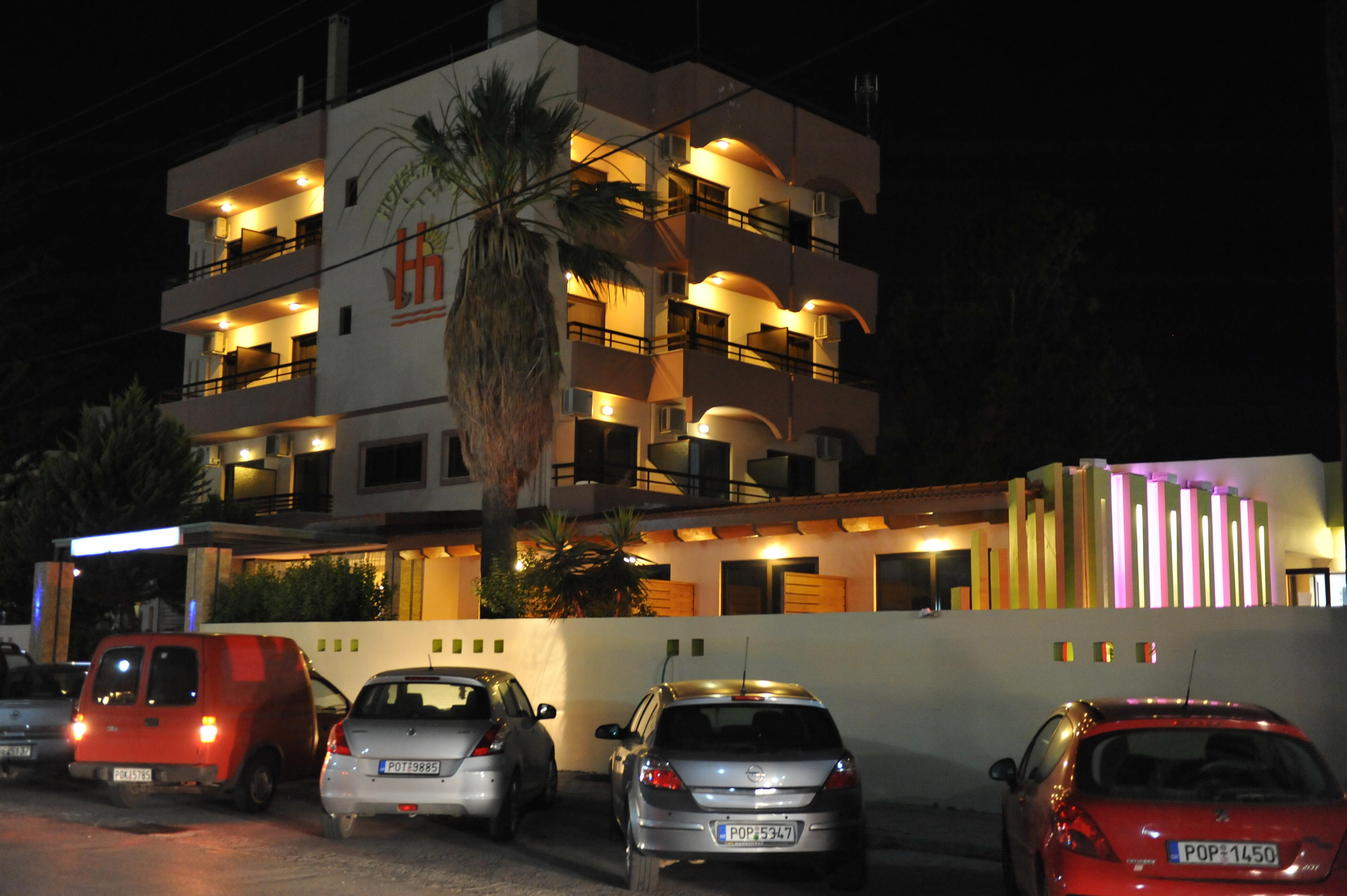 Heleni Beach Hotel 이알리소스 외부 사진
