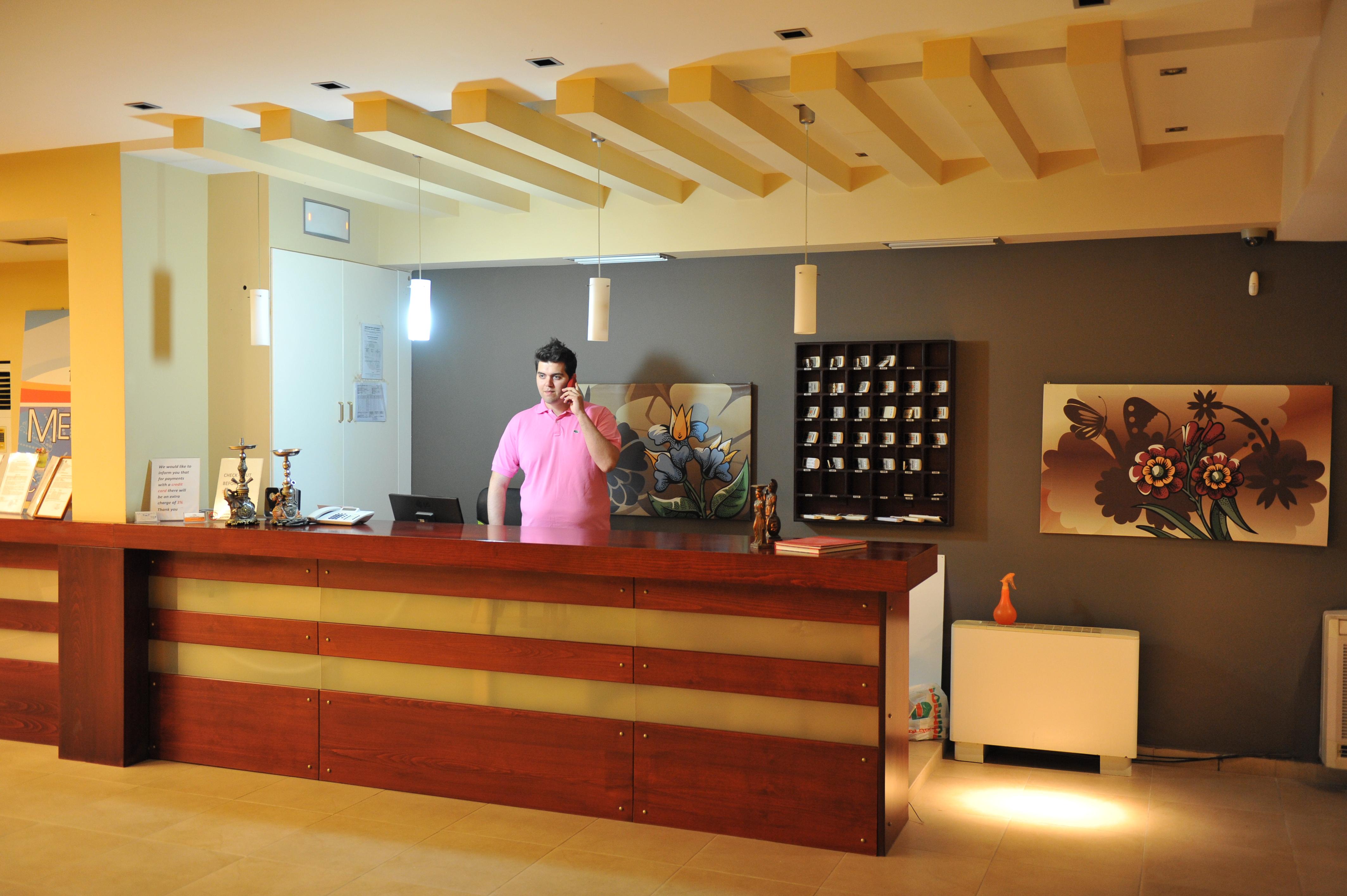 Heleni Beach Hotel 이알리소스 외부 사진