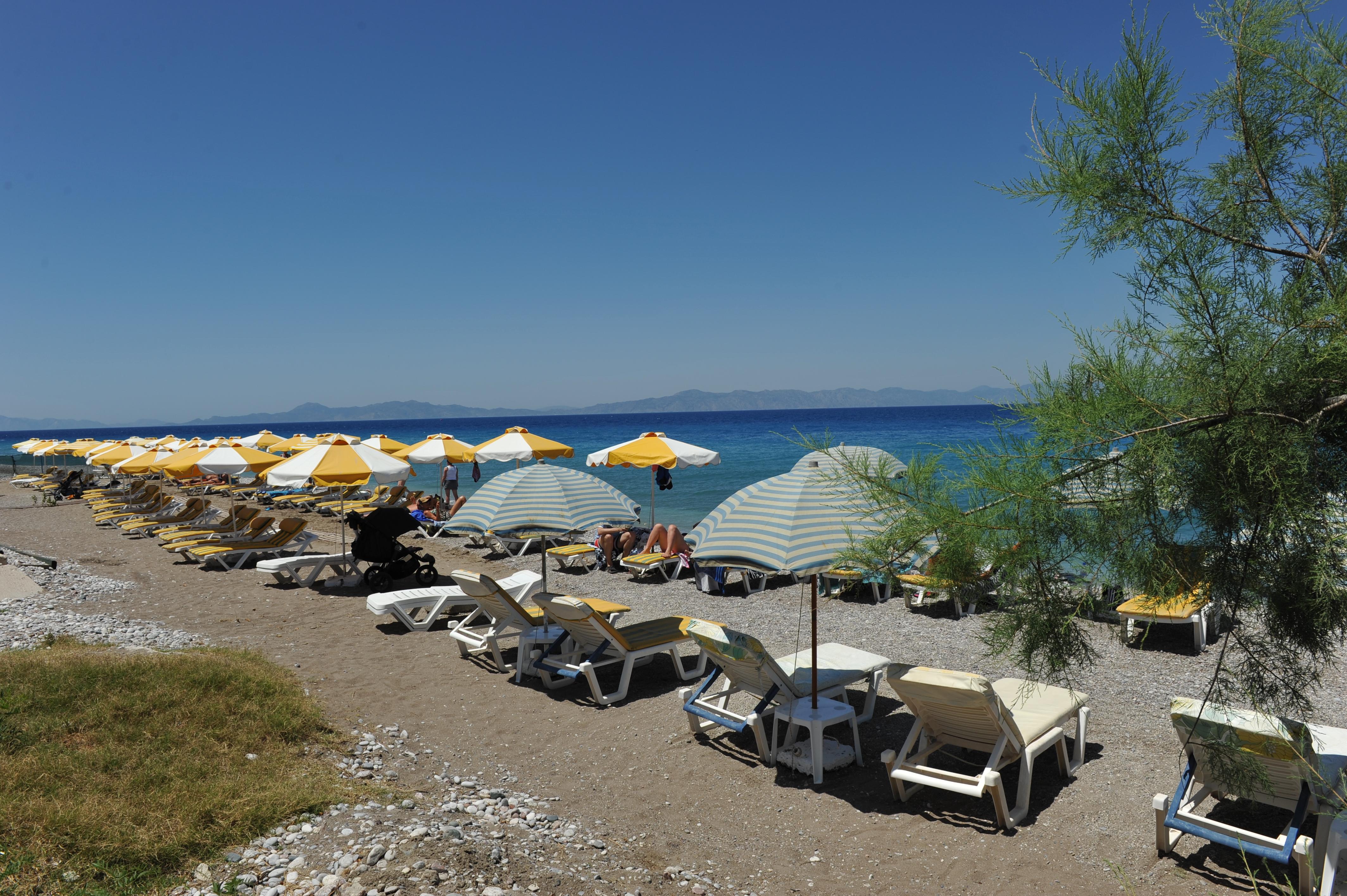 Heleni Beach Hotel 이알리소스 외부 사진
